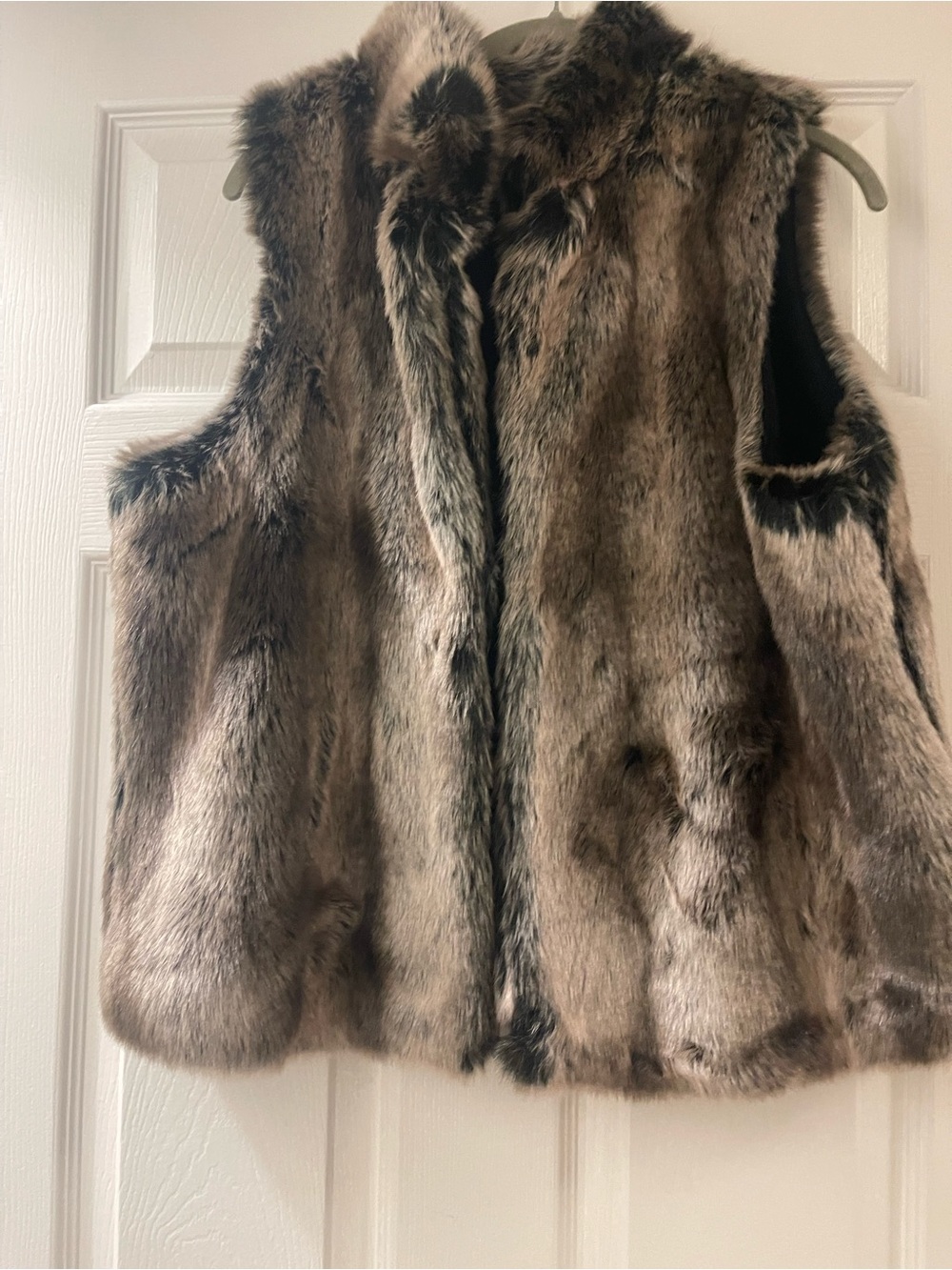 Outdoor Edition by Parkhurst Faux Fur Vest Brown Gray L Made in Canada